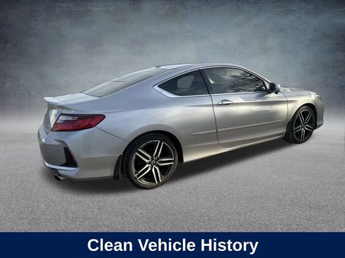 Used 2016 Honda Accord Touring image 5