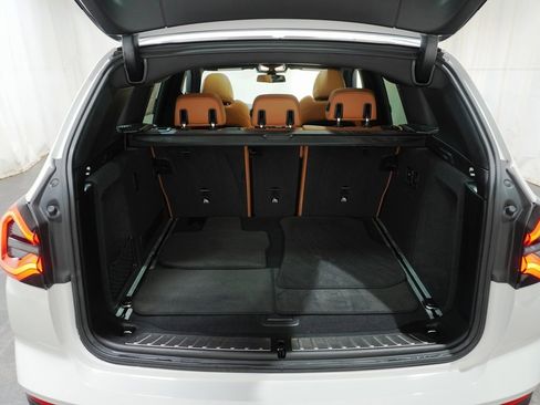 Used 2022 BMW X3 xDrive30i w/ Premium Package image 5