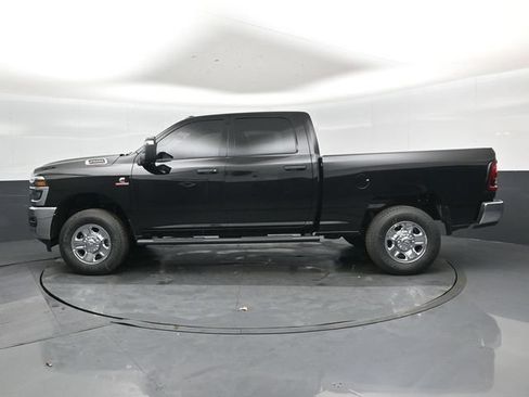 New 2026 RAM 2500 Tradesman AWD/4WD image 24