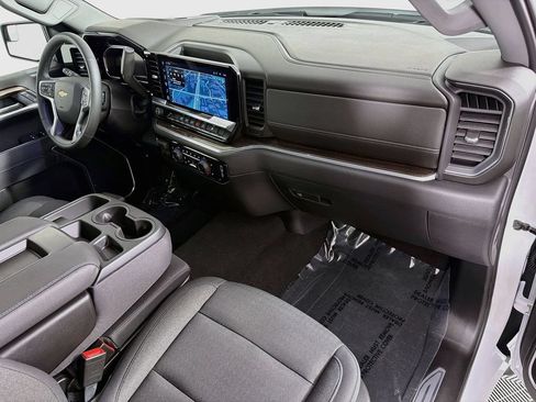 Used 2026 Chevrolet Silverado 1500 LT AWD/4WD image 28
