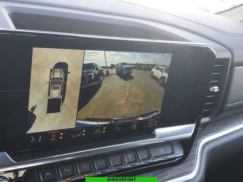 New 2026 GMC Sierra 1500 SLT image 18