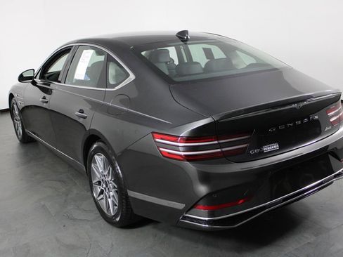 Used 2025 Genesis G80 2.5T image 3