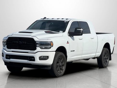 Used 2023 RAM 3500 Laramie w/ Night Edition image 8