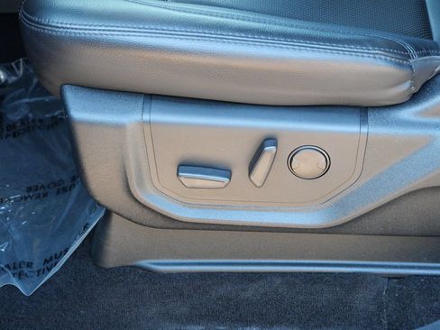 Used 2021 Ford Expedition XLT AWD/4WD image 15