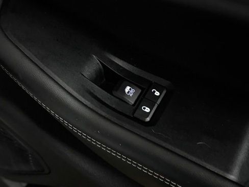 Used 2023 Jeep Grand Cherokee L Limited image 16