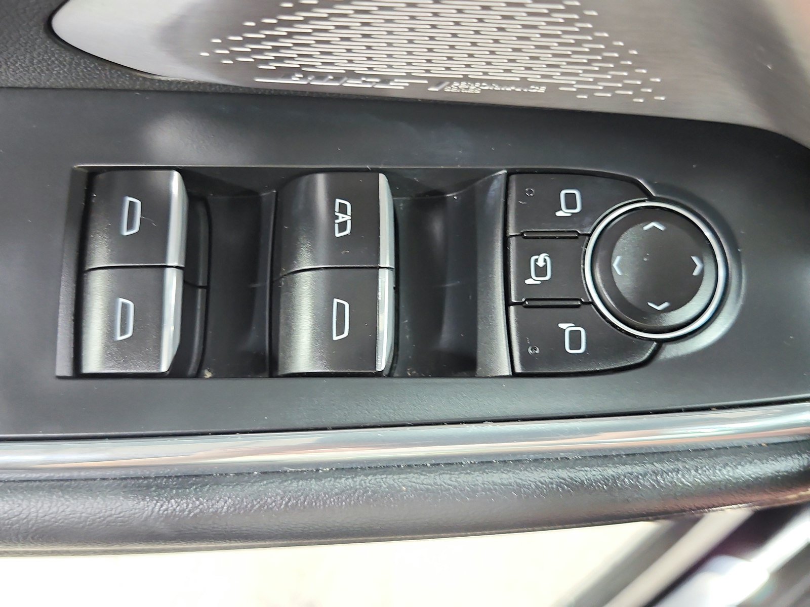 Used 2025 GMC Acadia Denali w/ Super Cruise Package AWD/4WD image 33