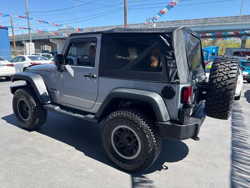 Used 2015 Jeep Wrangler Sport image 6