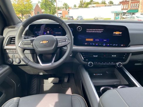 New 2026 Chevrolet Tahoe Premier image 13