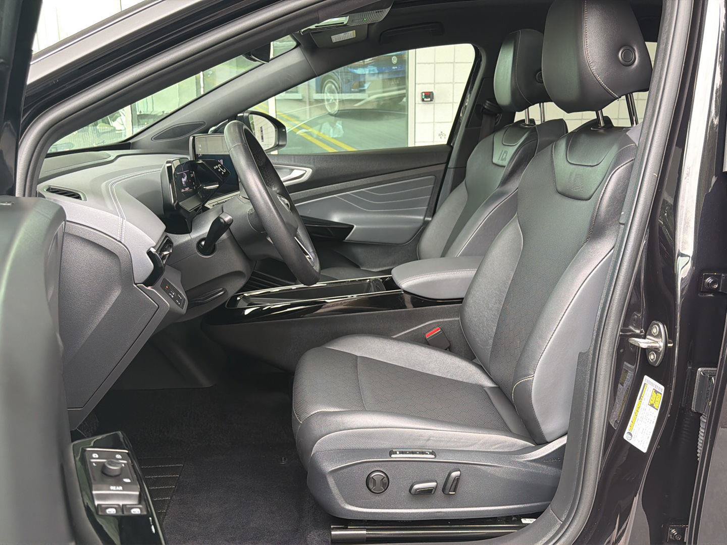 Certified 2023 Volkswagen ID.4 Pro S RWD image 15