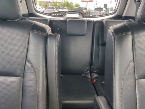 Used 2015 Toyota Highlander Limited image 24