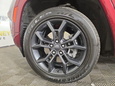 Used 2024 Jeep Grand Cherokee Limited 4xe AWD/4WD image 36