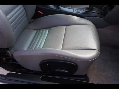 Used 2001 Porsche Boxster image 19