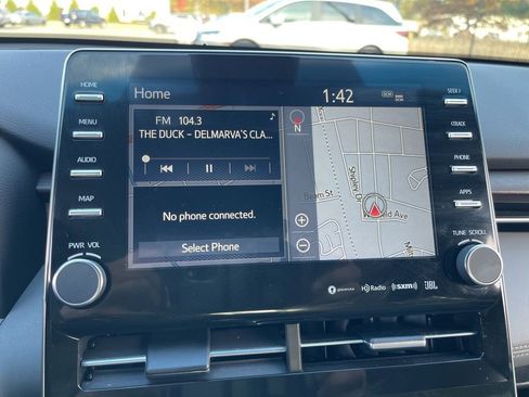 Used 2019 Toyota Avalon Limited image 10