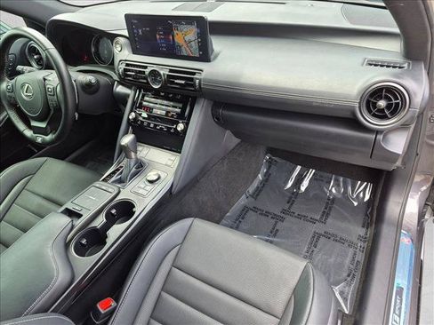 Used 2025 Lexus IS 350 F Sport w/ Navigation Package RWD image 18
