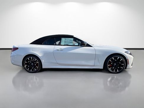 New 2026 BMW 430i Convertible w/ M Sport Package image 2