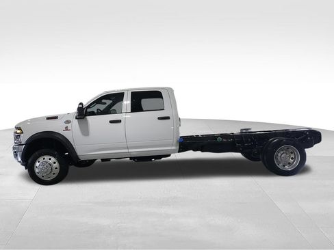 New 2026 RAM 4500 Tradesman AWD/4WD image 5