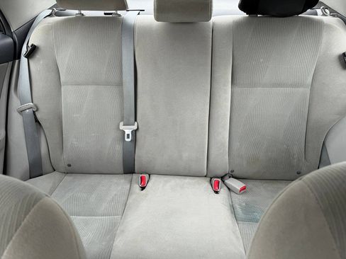 Used 2013 Toyota Corolla LE FWD image 17