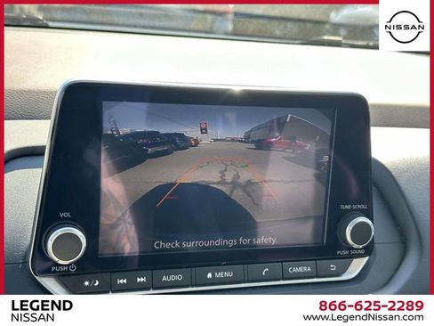 Used 2023 Nissan Rogue SV w/ SV Premium B Package image 32