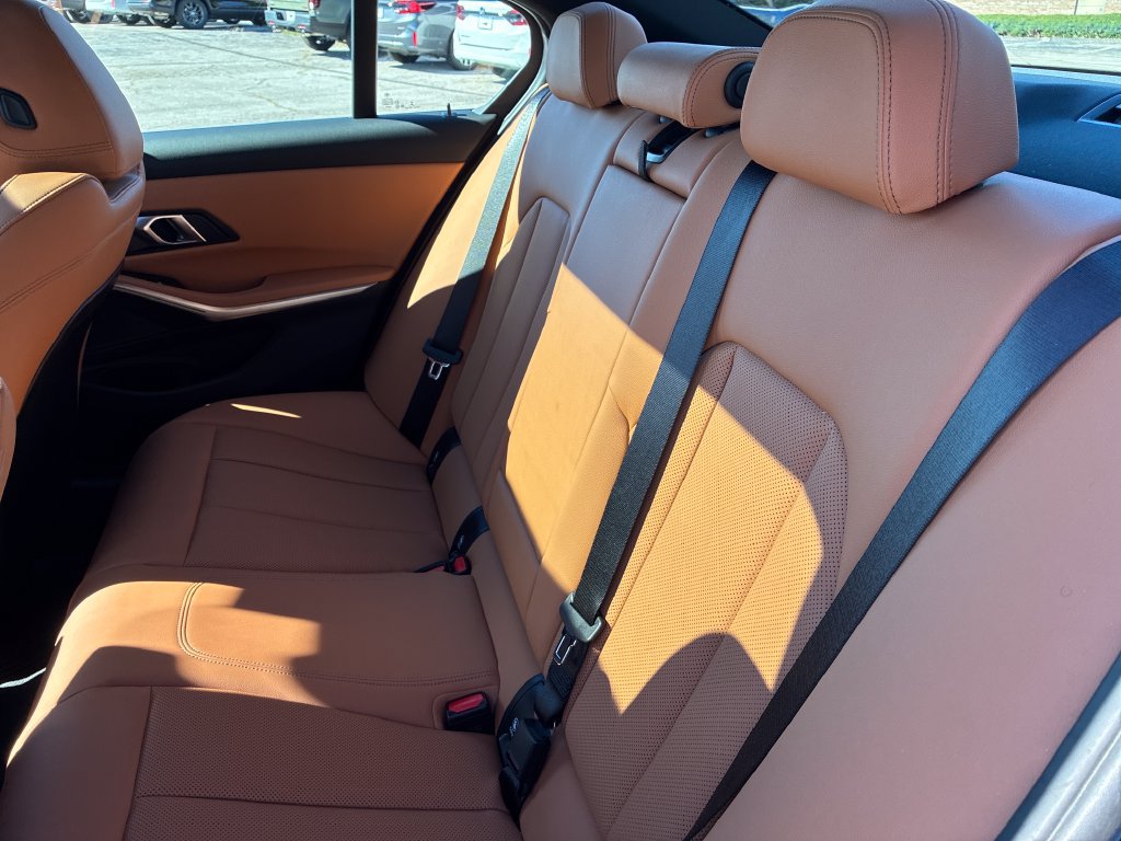 Certified 2024 BMW 330i xDrive Sedan w/ Convenience Package AWD/4WD image 22