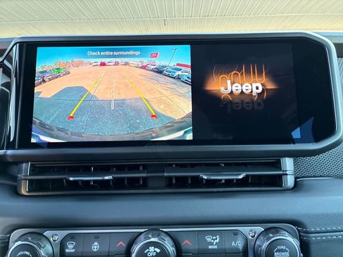 New 2025 Jeep Wrangler Rubicon image 19