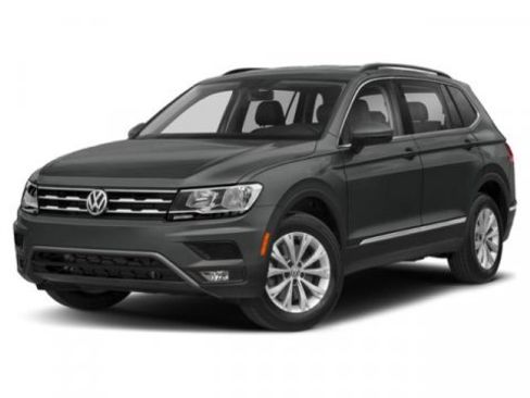 Used 2021 Volkswagen Tiguan SE image 1