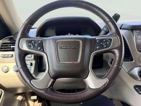 Used 2018 GMC Yukon XL Denali w/ Denali Ultimate Package AWD/4WD image 35