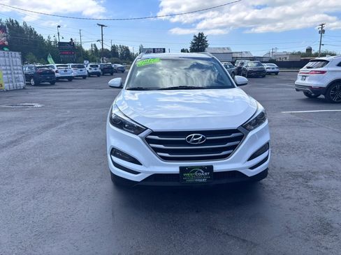 Used 2017 Hyundai Tucson SE w/ SE Popular Package 02 AWD/4WD image 2