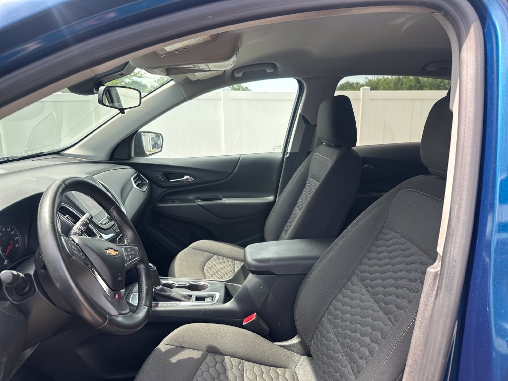 Used 2020 Chevrolet Equinox LT FWD image 39