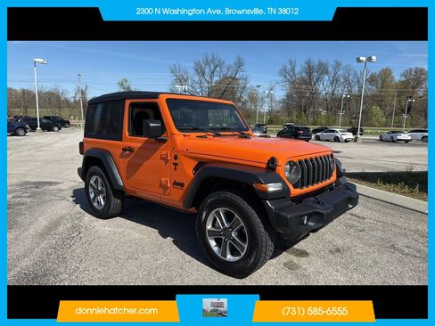 Used 2025 Jeep Wrangler Sport AWD/4WD image 1