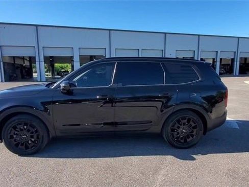 Used 2022 Kia Telluride SX w/ Nightfall Edition Package image 40