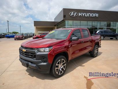 Used 2025 Chevrolet Colorado W/T w/ Advanced Trailering Package