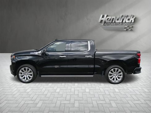 Used 2020 Chevrolet Silverado 1500 High Country w/ Technology Package image 9