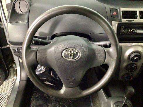 Used 2009 Toyota Yaris image 19