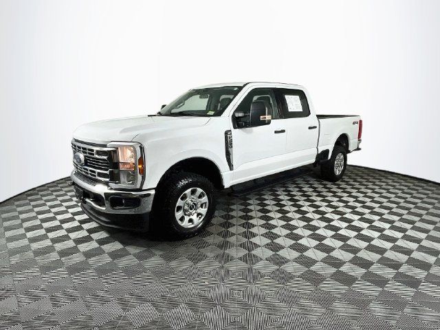 Used 2024 Ford F250 XLT AWD/4WD image 4