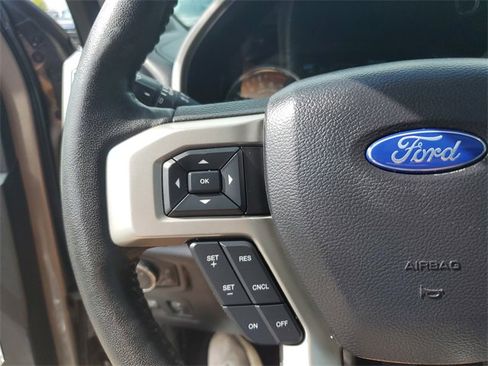 Used 2020 Ford F150 Lariat w/ Equipment Group 502A Luxury image 12