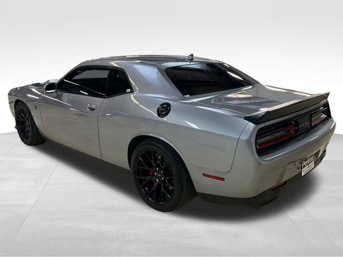 Used 2016 Dodge Challenger SRT Hellcat image 4