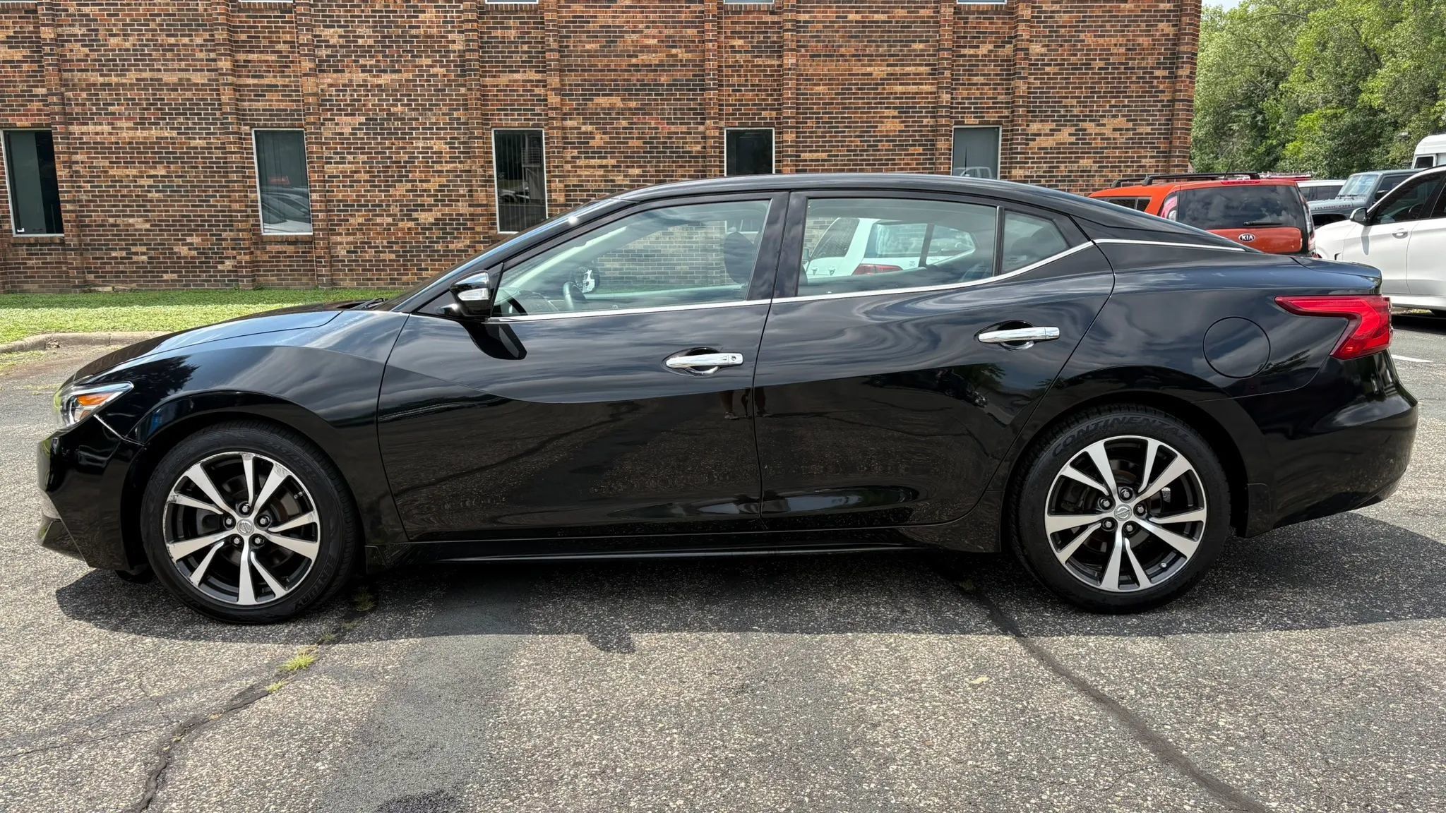 Used 2017 Nissan Maxima 3.5 SV FWD image 5