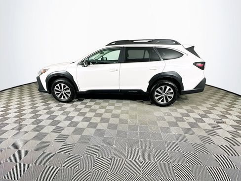 Used 2025 Subaru Outback Premium w/ Popular Package #1A image 6