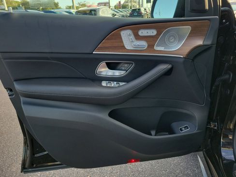 Certified 2025 Mercedes-Benz GLE 580 4MATIC image 22