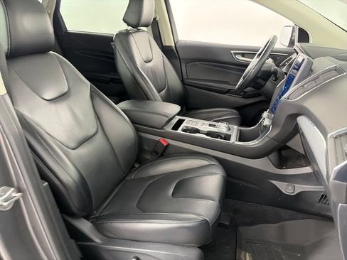 Used 2022 Ford Edge Titanium AWD/4WD image 31