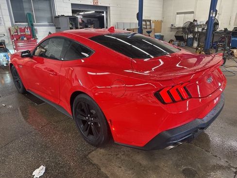 Used 2024 Ford Mustang GT image 4
