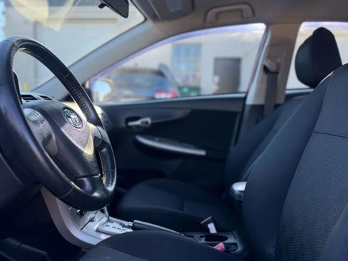 Used 2010 Toyota Corolla S image 24