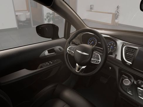 New 2026 Chrysler Pacifica Select image 18