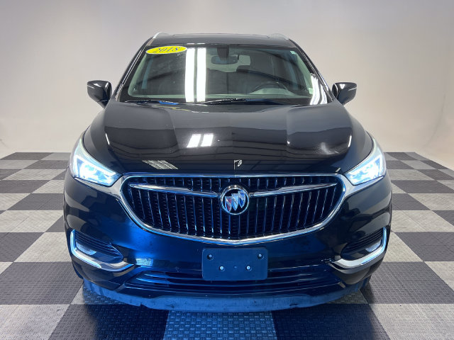 Used 2018 Buick Enclave Essence AWD/4WD image 2