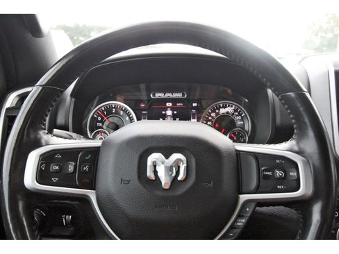 Used 2022 RAM 1500 Lone Star AWD/4WD image 17