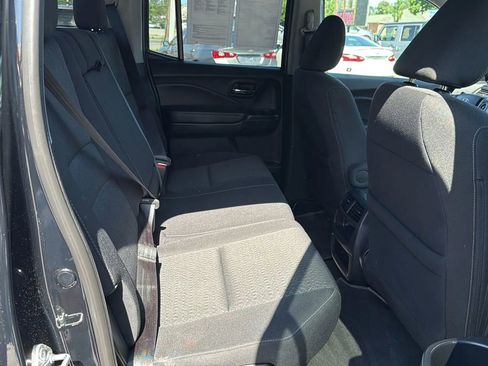 Used 2018 Honda Ridgeline Sport image 15