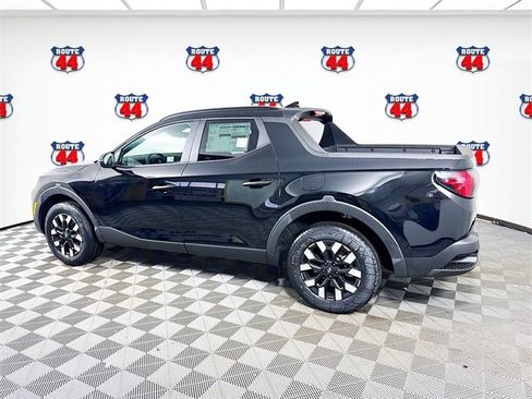 Certified 2025 Hyundai Santa Cruz SEL image 6