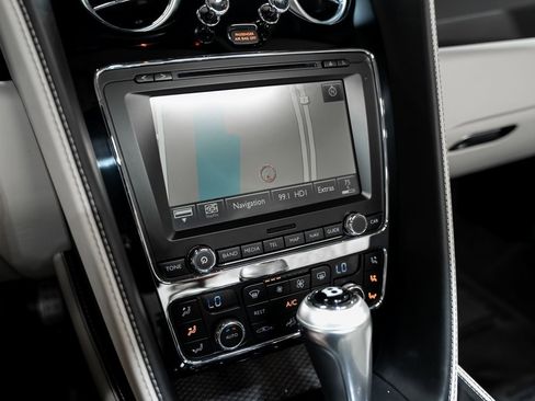 Used 2017 Bentley Continental GT image 49