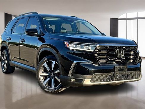 Certified 2023 Honda Pilot Elite image 3