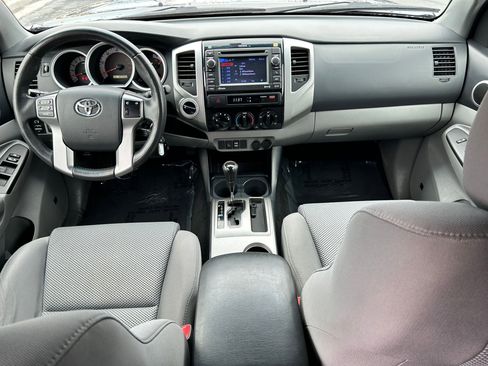 Used 2013 Toyota Tacoma 4x4 Double Cab w/ TRD Off-Road Pkg image 22